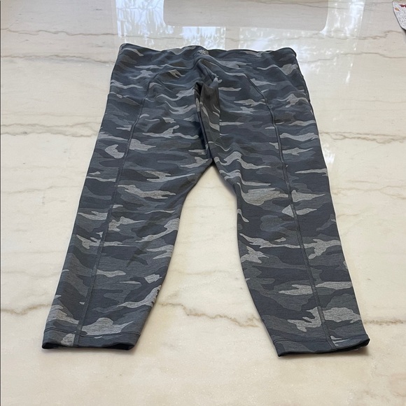 Athleta Gray Camo Leggings - Picture 3 of 6